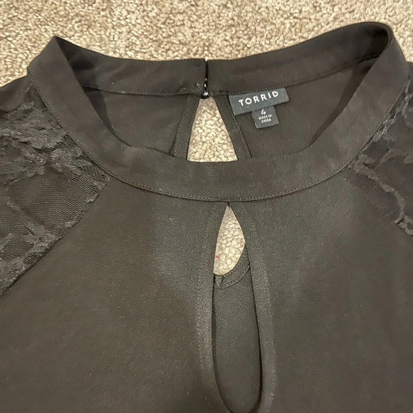 Torrid Keyhole Blouse - Picture 2 of 5